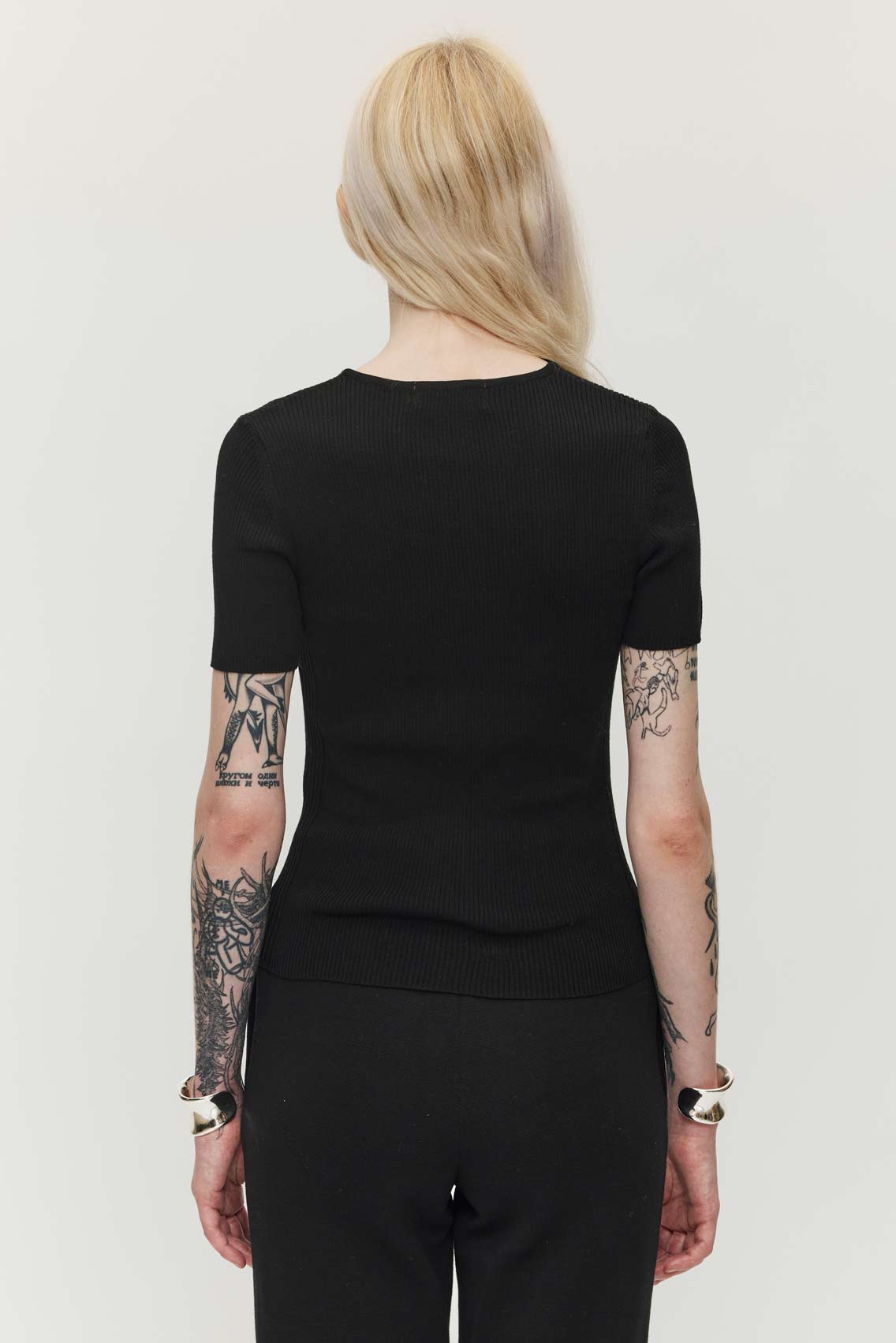 Ribbed Makò T - Black