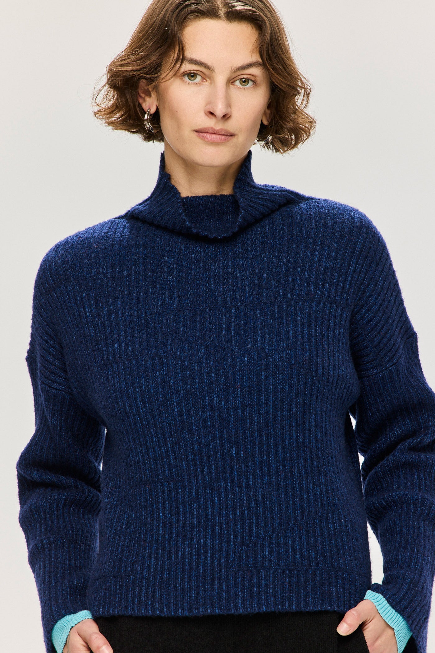 Lovu Sweater - Midnight