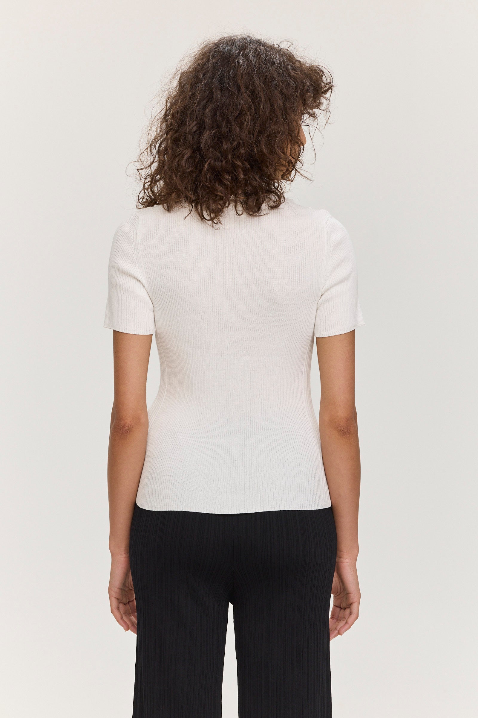 Ribbed Makò T - White