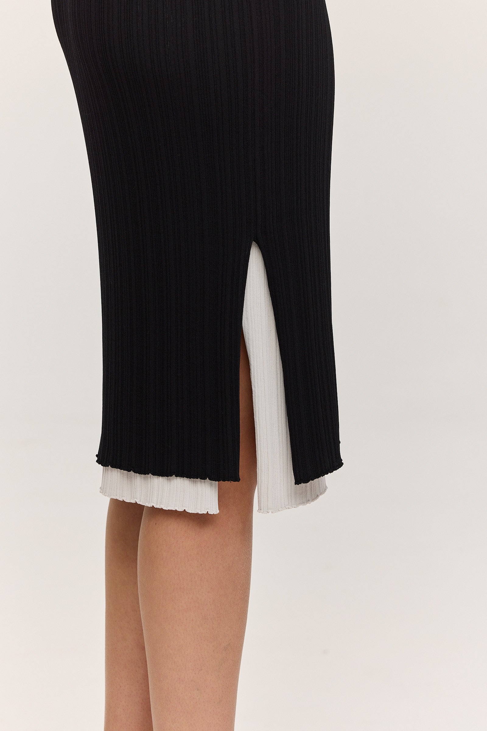 Cala Plissé Dress - Black