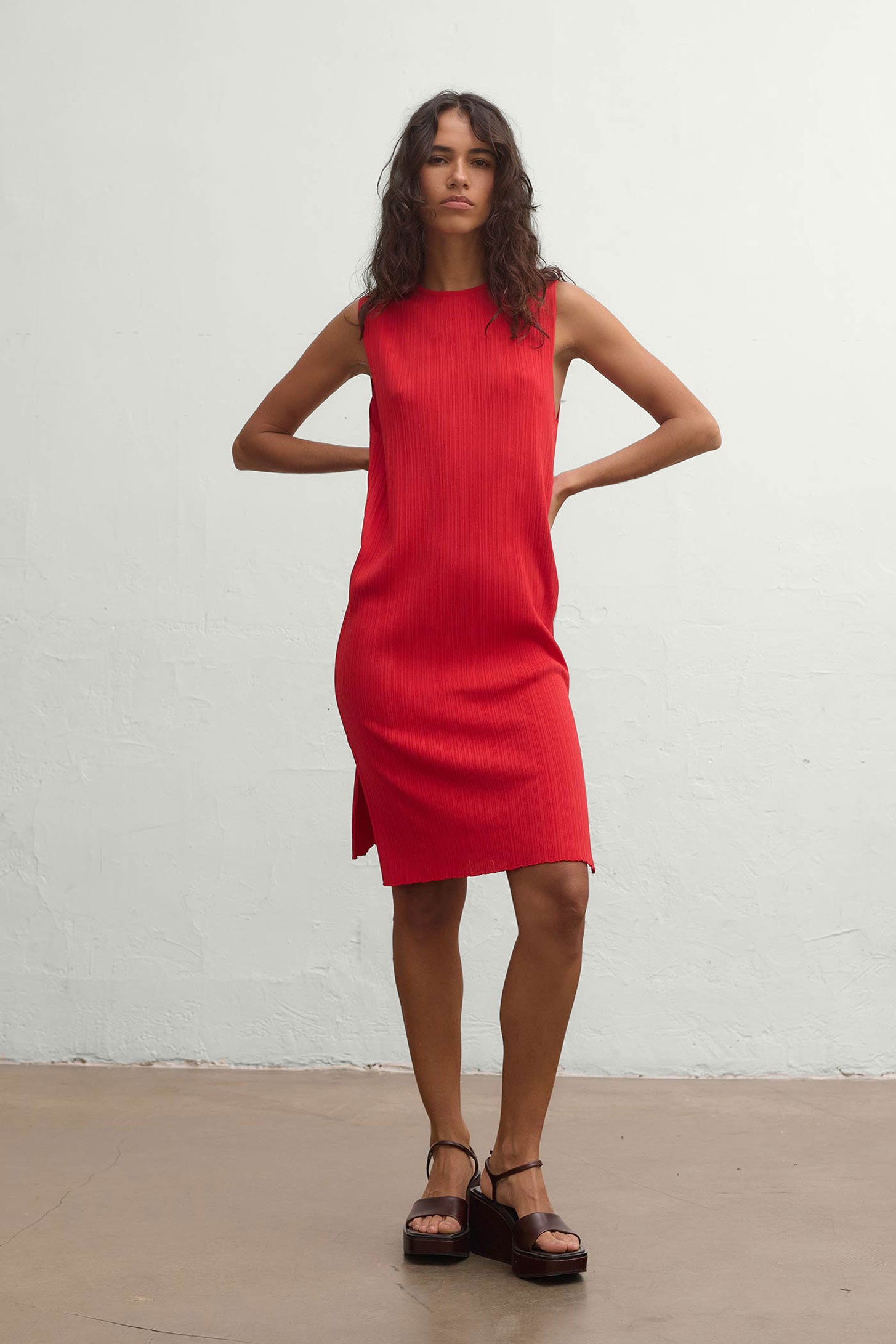 Cala Plissè Dress - Red