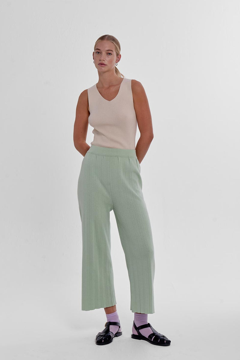 Durban Plissé Pants - Matcha