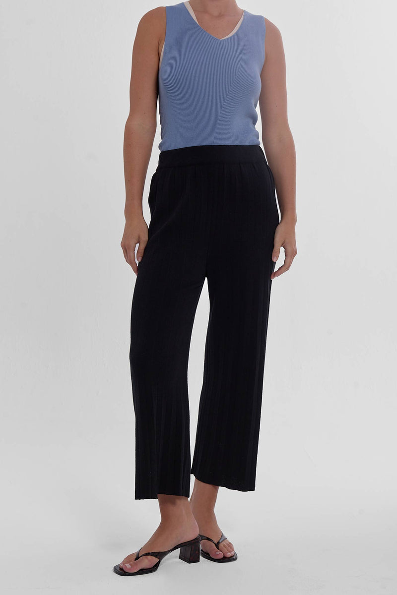 Durban Plissé Pants - Black